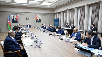 Əli Əsədovun sədrliyi ilə MÜHÜM İCLAS &ndash; Sahibkarların problemləri GÜNDƏMDƏ &ndash; FOTO