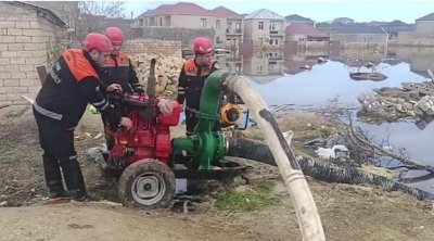 Yağışın fəsadları belə aradan qaldırılır – VİDEO