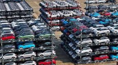 Avtomobil bazarında gözlənilməz dönüş: Maşınlar təcili satılır, qiymətlər enir