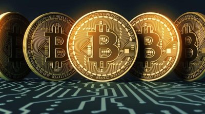 "Bitcoin”in qiyməti 71 min dollardan aşağı endi