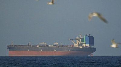 Çin tankeri ABŞ-ın blokadasına baxmayaraq Hörmüz boğazından keçdi