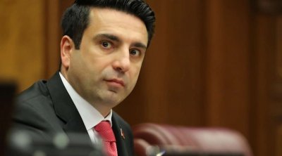 Simonyan: “Ermənistan Rusiya ilə müharibə aparmaq istəmir”