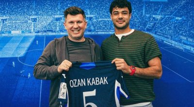 Almaniya klubu türkiyəli futbolçu ilə müqaviləni uzatdı