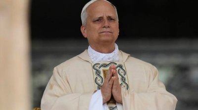 Roma Papası: Dünyanın bir ovuc tiran tərəfindən parçalanır