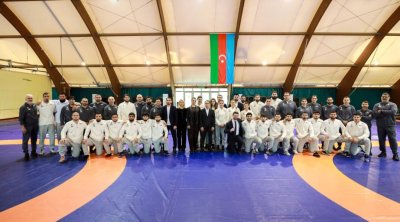 Güləşçilərimiz Avropa çempionatında mübarizəyə başlayır