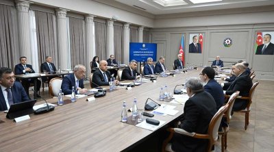 Əli Əsədovun sədrliyi ilə İqtisadi Şuranın iclası KEÇİRİLDİ - FOTO