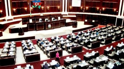 Milli Məclisin iclası başladı - Hansı məsələlər müzakirə olunur?