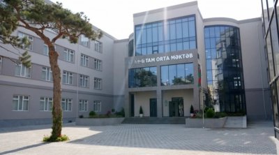 Bakıdakı məktəbdə şagirdin hədəsi səbəbindən dərslər dayandırılıb? &ndash; RƏSMİ
