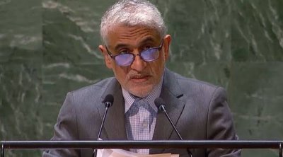 İranın nümayəndəsi GÜLÜŞ HƏDƏFİ oldu: İngilis dilindəki danışığına görə... - VİDEO