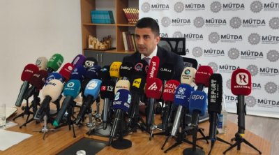 Eşqi Bağırov: &ldquo;Bu ildən attestatlar elektron formada təqdim olunacaq&rdquo;