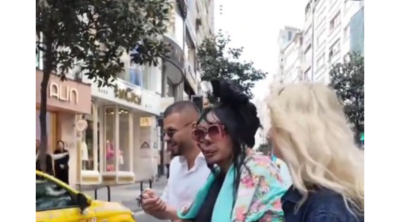 74 yaşlı Bülent Ersoya NƏ OLUB? - VİDEO müzakirə yaratdı