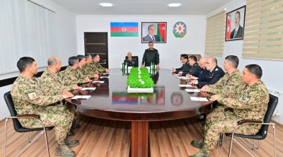 Hərbi prokuror Daxili Qoşunların hərbi hissəsində görüş keçirdi &ndash; FOTO