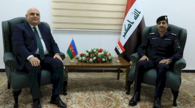 Eldar Səlimov İraq DİN-in generalı ilə...