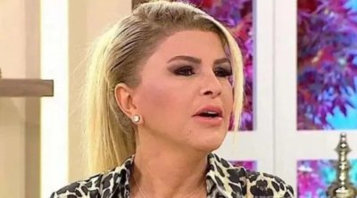 55 yaşlı məşhur ana olacaq