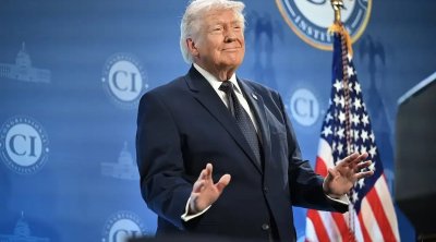 ABŞ lideri Hörmüzü "Tramp boğazı" adlandırdı - FOTO