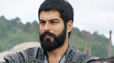 Burak Özçivit bu serialda rol alacaq - Fotolar
