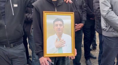 Asif həkim dəfn edildi &ndash; VİDEO