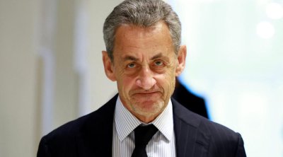 Nikola Sarkozi şərti azadlığa buraxıldı