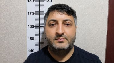 Özünü vəkil kimi təqdim edib, vətəndaşın pullarını ƏLƏ KEÇİRDİ