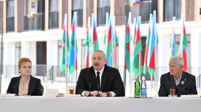 Prezident: Ulu Öndər Heydər Əliyevin Azərbaycan tarixində rolu danılmazdır