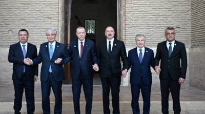 Türk Dünyasının liderləri Türküstanda əl-ələ - FOTO
