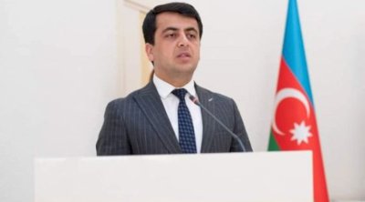 İcra başçısı müavinini işdən çıxardı- Foto