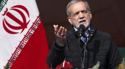 Pezeşkian Firvosinin "Şahnamə"sindən sitat gətirdi: "İran olmasa..." - FOTO