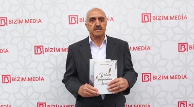 Bəhmən Cabbaroğlu kitablarını festival iştirakçılarına hədiyyə etdi