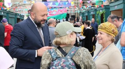 Qarabağ mədəniyyəti İçərişəhərdə: Canlı musiqi, sərgi və milli mətbəx - FOTO