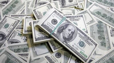 Varlılar dollardan imtina edir - SƏBƏB