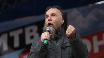 Duqindən sensasion təklif: "Rusiya şəhərlərini robotlar idarə etsin"