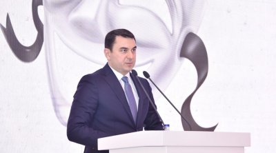 Kitabxanaların bağlanması iddialarına nazirdən CAVAB