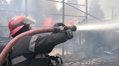 Bakının mərkəzindəki yanğın məhdudlaşdırıldı - FOTO -VİDEO