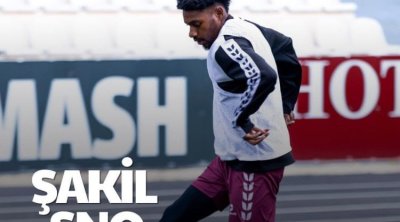 &ldquo;Karvan-Yevlax&rdquo; daha bir futbolçunu yola saldı