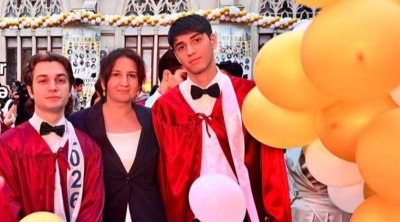 Polad Həşimov və Arəstə Baxışovanın övladları da məktəblə vidalaşdı