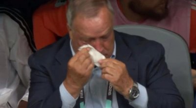 Komandası 7-1 uduzsa da, sevinc göz yaşlarını saxlaya bilmədi - FOTO