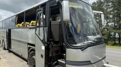 Ukrayna belaruslu uşaqları daşıyan avtobusu VURDU &ndash; Ölən və yaralılar var &ndash; FOTO
