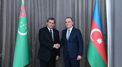 Ceyhun Bayramov Rəşid Meredovla görüşdü - FOTO