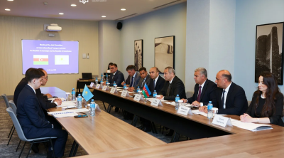 Azərbaycan və Qazaxıstan kağız blanklardan tam imtina edir - FOTO