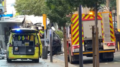 İspaniyada sərnişin avtobusu binaya çırpıldı: 43 yaralı var &ndash; VİDEO