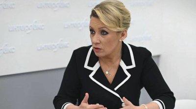 Zaxarova: &ldquo;Mən düşünürdüm ki, Ruttenin yuxusuna mane olan yeganə şey qadındır&rdquo; - FOTO