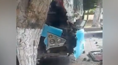 Bakıda marşrut avtobusu ağaca çırpıldı, 11 nəfər yaralandı – VİDEO
