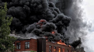 Rusiya dronu Kiyevdə Troyeşina bazarının yaxınlığına düşdü – FOTO
