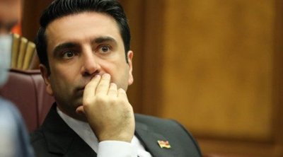 Simonyanın torbasını tikənlər- Aralarında müavini də var