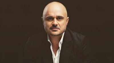 "İxtisasca memaram, Los-Ancelesdə dərs almışam" &ndash; VİDEO