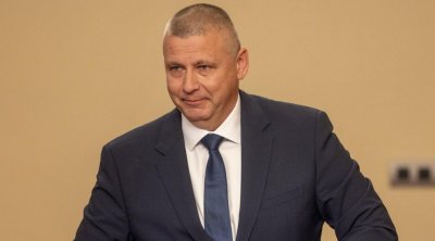 Macarıstanın müdafiə nazirindən Rusiyaya XƏBƏRDARLIQ