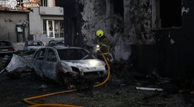 Xarkov ətrafına zərbə endirildi: 3 ölü, 13 yaralı var - VİDEO