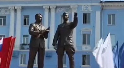 Voloqda vilayətində Stalinin daha bir abidəsi açıldı - VİDEO
