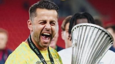 Fabianski karyerasını başa vurdu, futbolla vidalaşdı