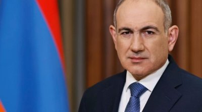 Paşinyan Ermənistan hökumətinin istefasını ELAN ETDİ